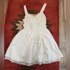 SHEIN Elegant White Lace Trim dress